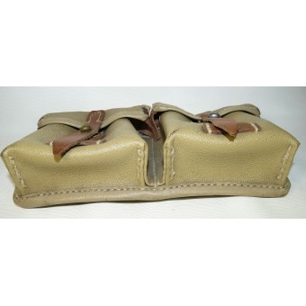 Beige oilcloth ROS 44 marked mag pouch for G-43 Walther rifle. Espenlaub militaria